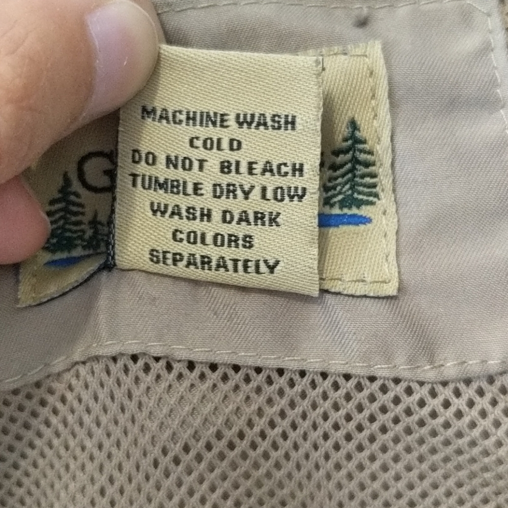 Guides Choice Button Up - Picture 3 of 6